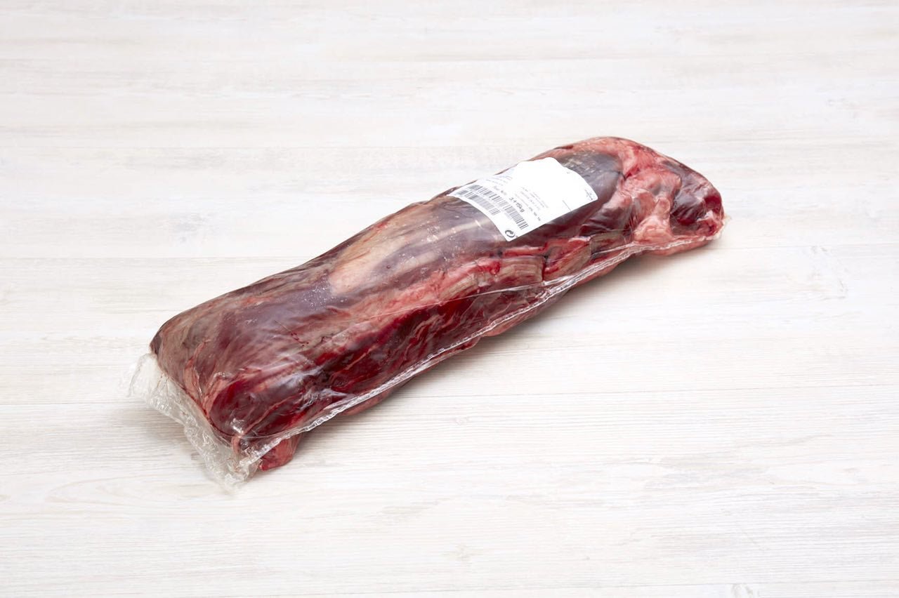 SOLOMILLO DE VACA SIMMENTAL PREMIUN aprox 1.8 a 3kg“Chuletón de Vaca Madurada - Compra Online Carne Premium”. - BEEFMASTER MADRIDSOLOMILLO DE VACA SIMMENTAL PREMIUN aprox 1.8 a 3kg“Chuletón de Vaca Madurada - Compra Online Carne Premium”.