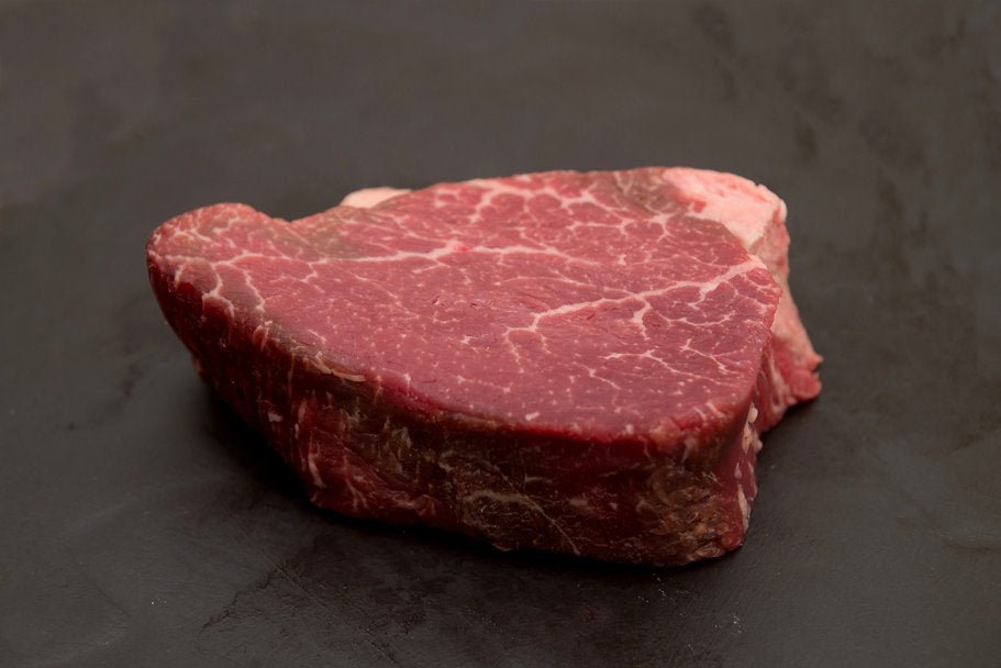 SOLOMILLO DE VACA SIMMENTAL PREMIUN aprox 1.8 a 3kg“Chuletón de Vaca Madurada - Compra Online Carne Premium”. - BEEFMASTER MADRIDSOLOMILLO DE VACA SIMMENTAL PREMIUN aprox 1.8 a 3kg“Chuletón de Vaca Madurada - Compra Online Carne Premium”.