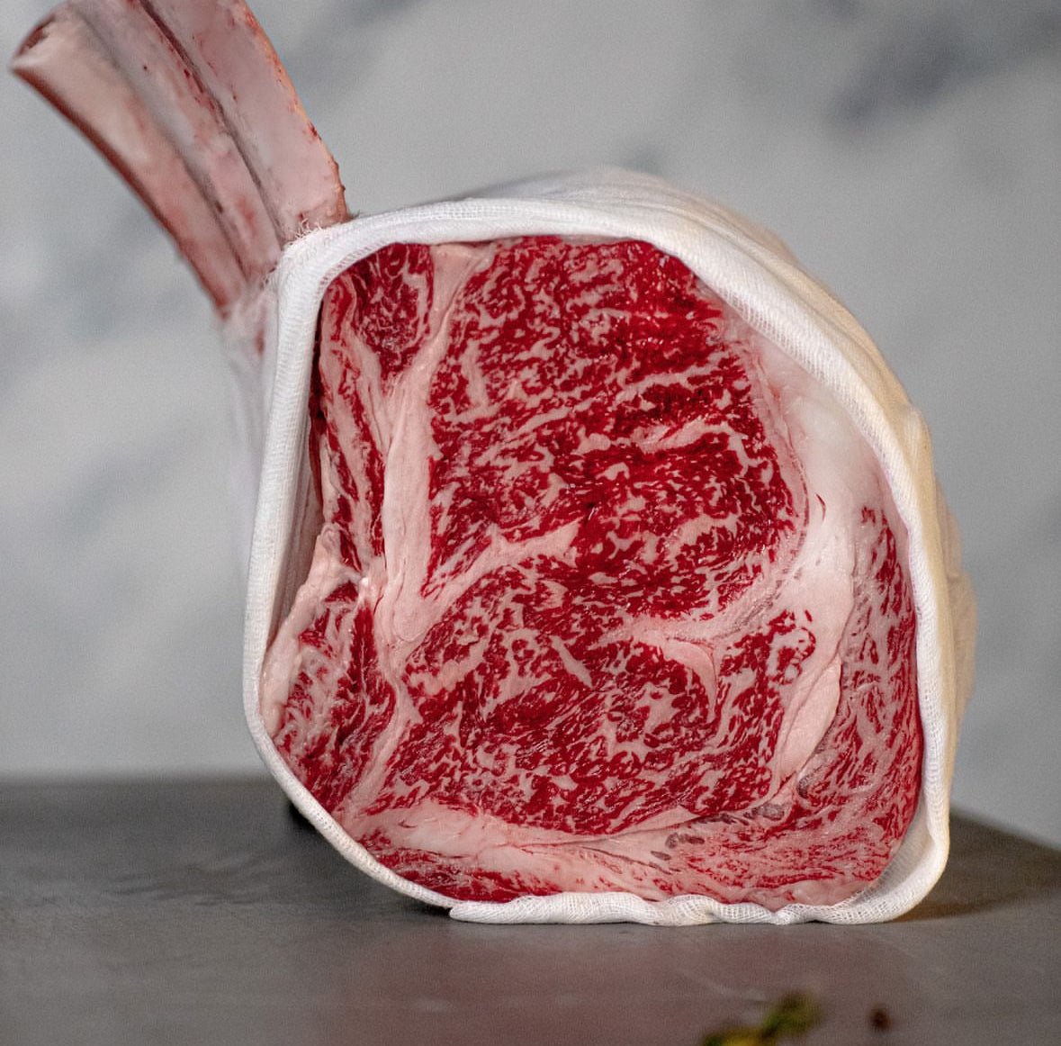 wagyu cube roll stone axe ( Australia) 3kg aprox - BEEFMASTER MADRIDwagyu cube roll stone axe ( Australia) 3kg aprox